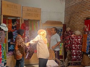 Risma Apresiasi Inovasi dan Kreativitas UMKM Batik di Blitar