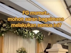 Pernikahan Viral Pelaminan Terhalang Pagar Rumah, Bikin Fotografer Bingung Pernikahan Viral Pelaminan Terhalang Pagar Rumah, Bikin Fotografer Bingung