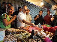 Dari Subang, Zulhas Sidak ke Pasar Kosambi Bandung-Temukan Fakta Ini