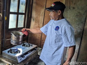 Tak Butuh LPG, Peternak Tulungagung Manfaatkan Kotoran Sapi untuk Biogas