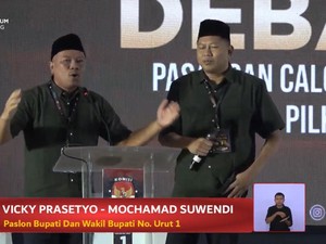 Permintaan Maaf Vicky Prasetyo Usai Kalah di Pilkada Pemalang