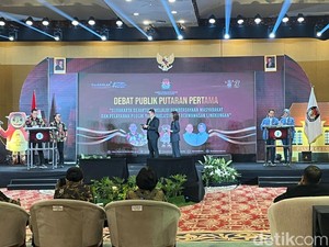 Debat Perdana Pilkada Solo, Riuh Yel-yel Fufufafa