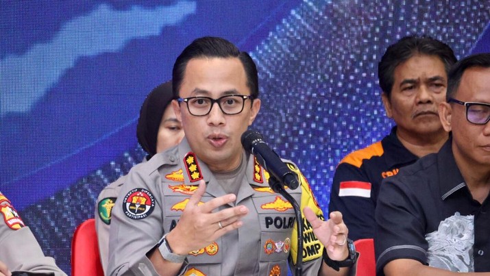 Kabid Humas Polda Metro Jaya, Kombes Ade Ary Syam Indradi. (Dok. Polda Metro Jaya via Detikcom)