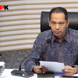 KPK Tahan Satu Tersangka Baru Pengadaan APD Kemenkes