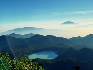 Pendaki Asal Bandung Tewas di Gunung Sagara Garut