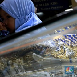Kinclongnya Harga Emas, Deflasi Langsung Berganti Inflasi