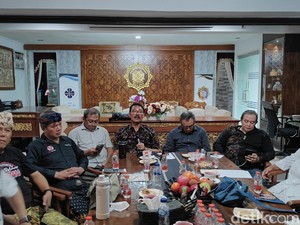 Beragam Reaksi Tokoh Peduli Bali Terkait Kewajiban Sertifikasi Halal