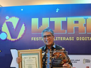 Pemkot Cimahi Sabet 3 Penghargaan di Ajang Satu Data Jabar Awards 2024