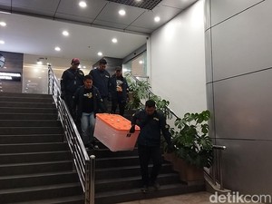 Video Kantor Kemkomdigi Digeledah Buntut Pegawainya Jadi Tersangka Judi Online
