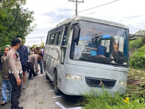 Bus Sekolah Terbalik di Taput, 1 Pelajar Tewas-3 Luka