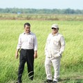 Canggih! Prabowo Sebar Benih Padi Pakai Drone, Ngaku Sempat Kaget