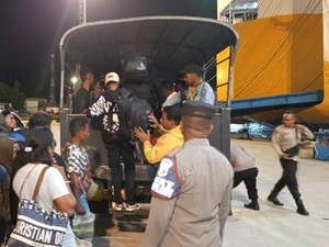 Polisi Gagalkan 30 Pekerja Ilegal di Sikka yang Hendak Berangkat ke Kalimantan