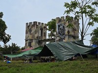 Negara Chaos karena Mantan Presiden, Pendukung Kepung Markas Tentara