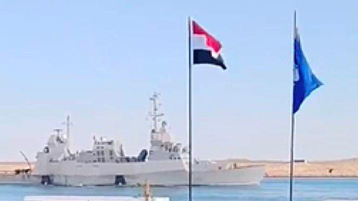 kapal-perang-di-terusan-suez-tangkapan-layar_169 Heboh Mesir Izinkan Kapal Perang Israel Melintas di Terusan Suez