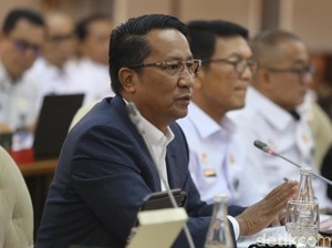 Menkum Akan Kaji Pemberlakuan Putusan Presidential Threshold Dihapus