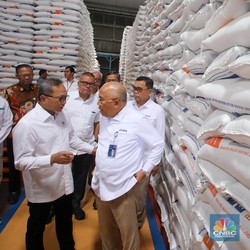 Produksi Beras Kurang, Zulhas Buka-bukaan Stok Beras Tahun 2025