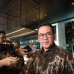 Bukan Revisi, Mendag Buka Opsi Kaji Ulang Permendag 8 2024
