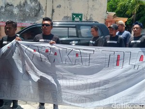 Ajak Coblos Paslon Pilgub Jateng, Kadus Mlese Klaten Dilaporkan ke Bawaslu