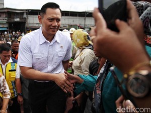 AHY Ungkap Alasan Prabowo Mau Bangun Tanggul Laut Raksasa