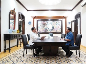 Prabowo Unggah Foto Bareng Jokowi dan Iriana: Silaturahmi, Lalu Diajak Makan