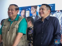 Potret SBY Turun Gunung Kunjungi Studio Seniman Lokal