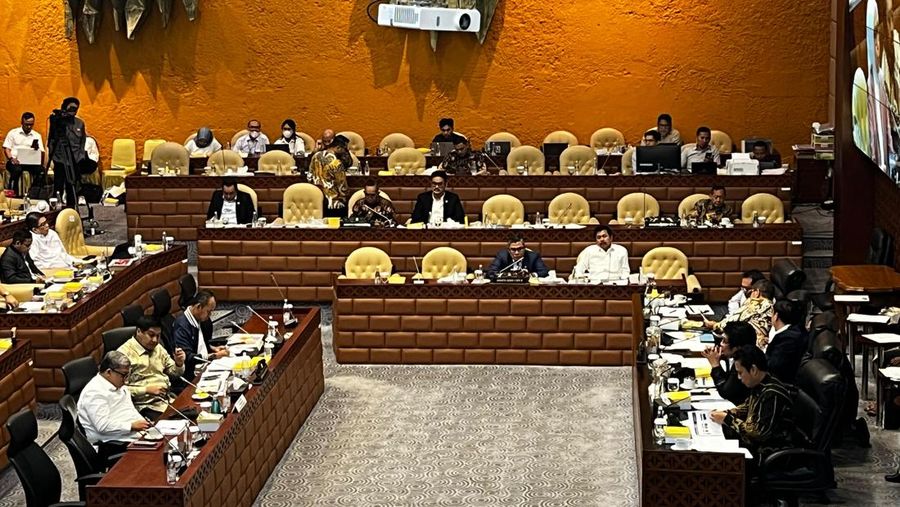 Raker Komisi V DPR RI dengan Menteri Perumahan dan Kawasan Permukiman, Maruarar Sirait. (CNBC Indonesia/Ferry Sandi)
