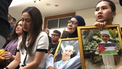 Tamara Tyasmara Menata Emosi Hadiri Sidang Vonis Kasus Pembunuhan Dante