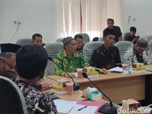 Ada Isu Perubahan Trase Tol di Kulon Progo, Warga Geruduk Kantor Pemkab