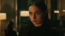 Tatapan Membunuh Ana de Armas di Ballerina