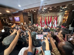 Trio Hakim Tersangka Suap Ronald Tannur Diterbangkan ke Jakarta