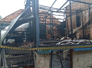 Rumah Said di Palembang Terbakar Diduga Korsleting Listrik