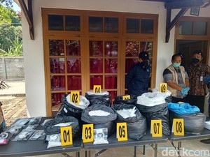Fakta-fakta Rumah di Sumedang Jadi Pabrik Pencetak Pil Setan