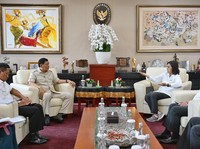Menhan Sjafrie Sambangi Kantor Sri Mulyani Bahas SDM Sampai Alutsista