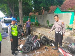 Adu Banteng Aerox Vs Revo di Secang Magelang, 1 Orang Tewas