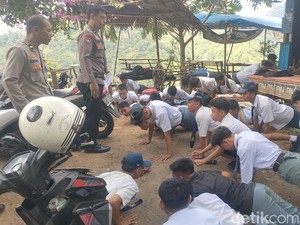 25 Siswa SMP-SMA di Polman Kepergok Bolos di Tempat Wisata Disanksi Push Up