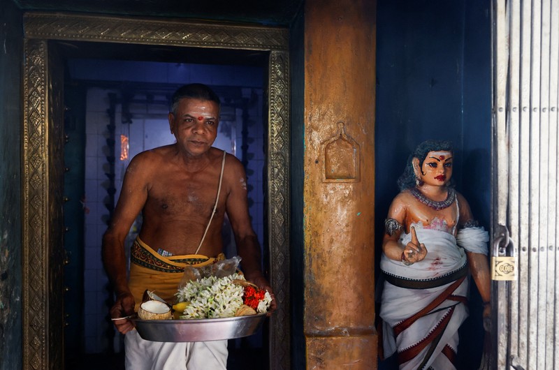 Priests perform a ritual for the Democratic presidential nominee, U.S. Vice President Kamala Harris' success in the upcoming American elections inside a temple in Thulasendrapuram, the village where Harris' maternal grandfather was born, in the Southern state of Tamil Nadu, India November 5, 2024. REUTERS/Francis Mascarenhas