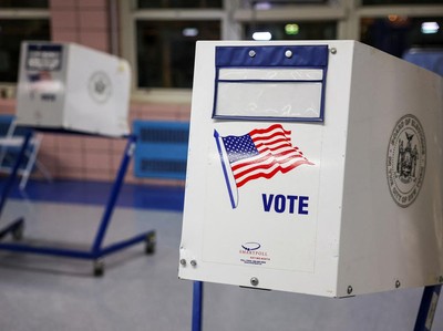 A view shows voting booths at PS 20 Anna Silver Elementary School, on Election Day for the 2024 U.S. presidential election in Manhattan, New York City, U.S., November 5, 2024. REUTERS/Andrew Kelly