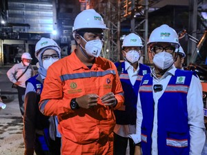 Kunjungi Industri Smelter di Morowali, Wamenaker Beri Arahan Ini