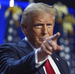 Trump Bawa 'Kiamat' ke Mobil Listrik, Cuma Satu Merek Selamat