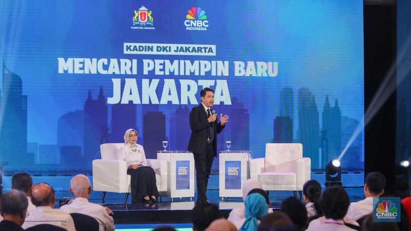 Calon Wakil Gubernur Jakarta nomor urut 02, Kun Wardana menyampaikan pemaparan dalam acara KADIN DKI Jakarta mencari pemimpin DKJ di Menara Bank Mega, Jakarta, Rabu (6/11/2024). (CNBC Indonesia/Faisal Rahman)