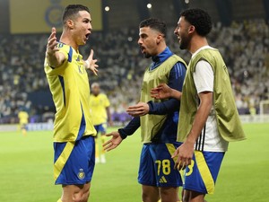 Al Nassr Vs Al-Ain: Ronaldo Cs Pesta Gol 5-1