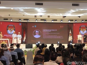 Jaya Negara Pertanyakan Anggaran Desa Adat ke Ambara-Adi
