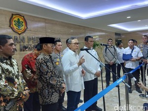 Prabowo Hapus Utang UMKM Pertanian-Perikanan, Zulhas & Amran Respons Begini