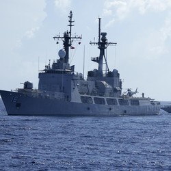 Tetangga RI Kerahkan Kekuatan Militer Pantau 'Monster' dari China
