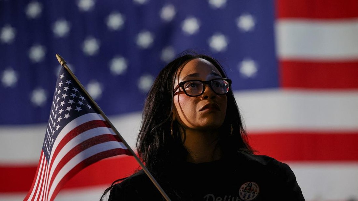 Trump Dekat dengan Kemenangan Pemilu AS, Air Mata Pendukung Kamala Mengalir