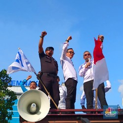 Wamenaker Mengaku Bingung Perannya Buruh atau Pejabat