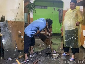Cerita Korban Banjir Sukabumi: Rumah Terendam-Barang Berharga Hilang