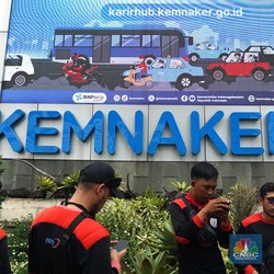 Kantor Kemnaker Tiba-Tiba Digeruduk Ratusan Buruh, Ada Apa?