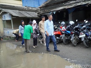 Ujang Endi Dicurhati Pedagang Minta Revitalisasi Pasar Pananjung