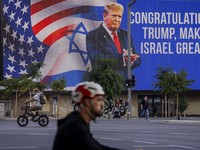 Menang Pemilu AS, Wajah Trump Terpampang di Tel Aviv Israel